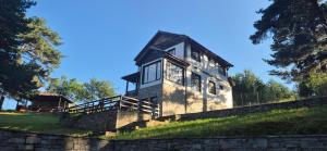 Лунен залив - 3hvězdičkové hotely ve městě Dospat