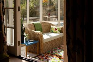 Spacious House in Weston Park