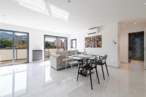 Central 1-Br with Balcony Rue d’Antibes Cannes
