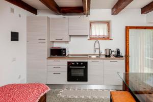 E-bike e tennis gratuiti -2 min Piana Vigezzo ski-