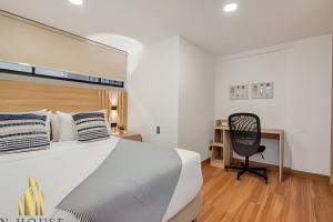 Aria Living 502 - Luxury Terrace in Laureles