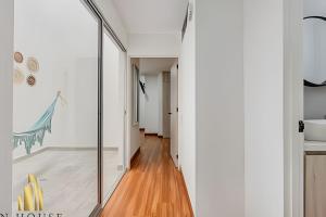 Aria Living 200 - Vibrant Apartment in Laureles
