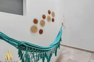 Aria Living 200 - Vibrant Apartment in Laureles