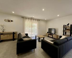 Maisons de vacances Chez Nous, Chez Vous ! : Maison 4 Chambres