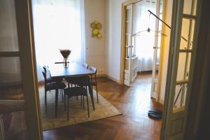 Appartements Le Nid Urbain, terrasse, garage et confort : photos des chambres