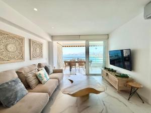 Luxury Benidorm Frontline Apartment Levante