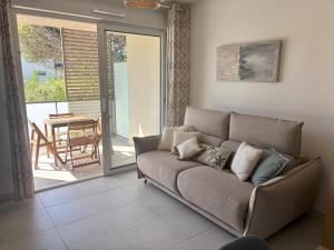 Very comfortable air-conditioned 2 rooms with direct beach access and a free parking