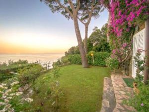 La Bouganville - accesso a mare privato