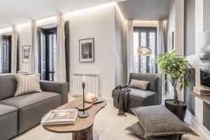 Sevilla - 4 bedrooms in Trafalgar - 3-звездочные отели в городе Мадрид
