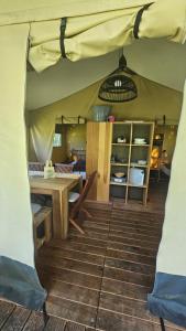 Campings Camping LA SERRE : photos des chambres