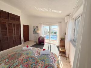 Casa Alvorada Villa with Pool & 3 Bedrooms