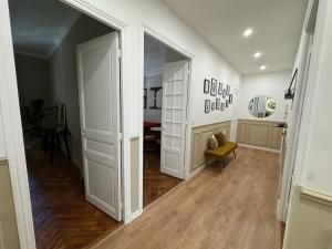 Magnifique appartement dans palais Niçois