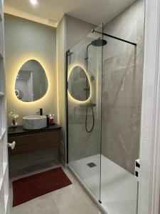 Magnifique appartement dans palais Niçois