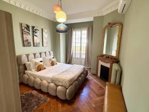 Magnifique appartement dans palais Niçois