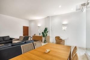 ATRHOME- Penthouse Tritone