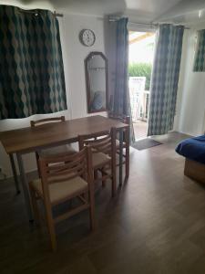 Campings MOBIL HOME le MARTINET : photos des chambres