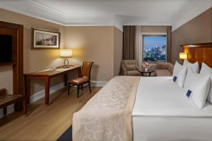 Deluxe Room room in Retaj Royale Istanbul