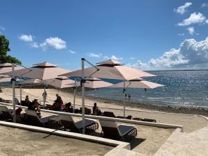 180 degree ocean view apartment