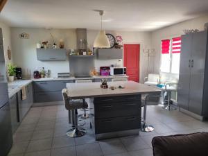 Maisons de vacances Beautiful Villa Pool in Provence : photos des chambres