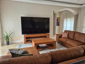 Jumanji Safaris Villa Constantia