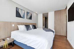 Campestre 704 - Sophisticated Apt with AC & gym