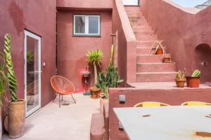 Cozy 1BR with Private Terrace Praça das flores | By Airnest