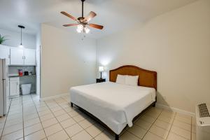 Everglades Getaway 15 Mi to NP Sail and Swim!