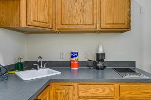 Resort-Style Studio 15 Mi to Everglades NP