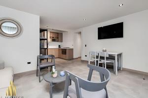 Casa Solei 12-13 - Prestigious & Priv AptBath Tub