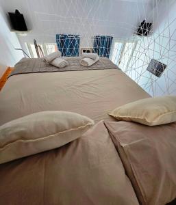 Plutus apartments with free parking