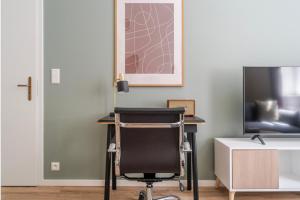 Blueground Holešovice city view nr Vltava PRG-51