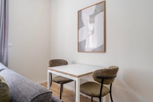 Blueground Holešovice city view nr Vltava PRG-51