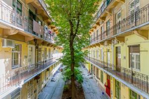 AK57 Central Apartment