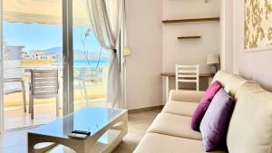 Violet Sea View Apartment