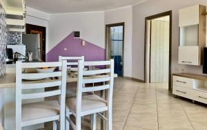 Violet Sea View Apartment