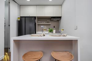 Energy 403 - Prestigious Urban Oasis Pool