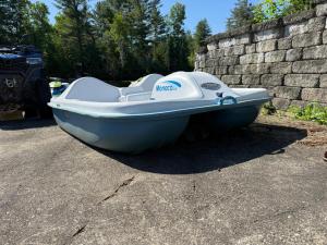 Lakefront Wellness Estate - Pool, Sauna and Hot Tub