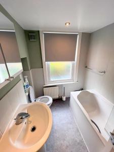 1-bedroom Flat in Sutton
