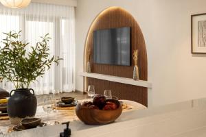 Seraya Residence 21 - 4BDR - Cozy terrace with Burj Views