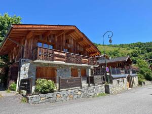 Appartements Chalet confort 10 pers, 5 chambres, Wifi, animaux admis, parking - FR-1-452-59 : photos des chambres