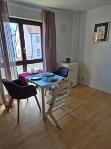 Moguntia 1, Nähe Uni und ZDF