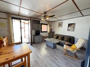 Villas Belle villa de vacances, residence TAMARIS, wifi, 2 chambres climatisees, 4 a 6 couchages - PORTIRAGNES PLAGE LRTAMA45 : photos des chambres