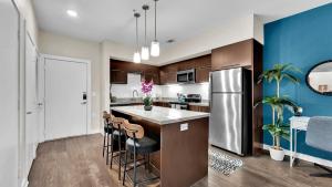 Cozy 1B1B with Pool, Parking, WiFi, Gym 30mnts from Austin