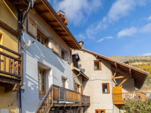 Triplex rénové avec jardin, proche pistes, 6 adultes + 2 enfants, Le Monêtier-les-Bains - FR-1-808-19