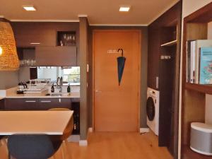 Stunning Lake & Volcano Views