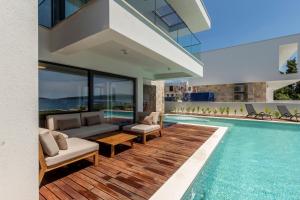 Glamorous Kastela Villa 4 Bedrooms Villa Seafront Paradise Private Pool