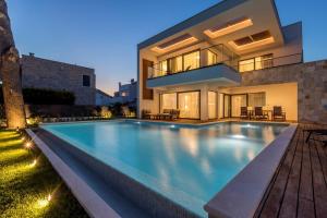 Glamorous Kastela Villa 4 Bedrooms Villa Seafront Paradise Private Pool