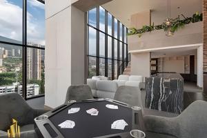 Morph 702 - Luxy Apartment with Panoramic View, AC