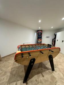 Gîte le clocher roman 14 personnes piscine et spa privatif