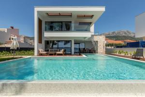 Glamorous Kastela Villa 4 Bedrooms Villa Seafront Paradise Private Pool